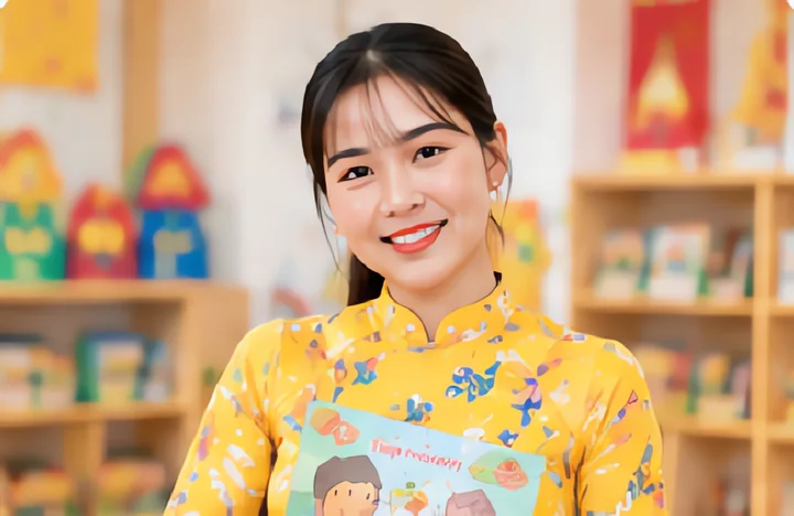 Cô Hoàng Thị Yến